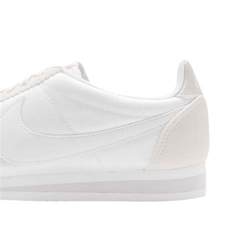 nike wmns cortez nylon invory